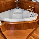 Charme & Comfort, Maison Di Stile, * Сестри-Леванте